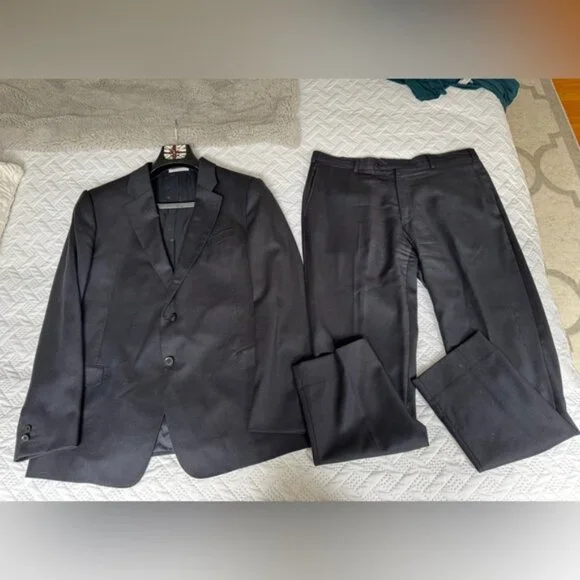 Armani Traditional Stylish Classic Navy Men 42R 36x30 2 Piece Suit Grad Prom - Picture 2 of 8